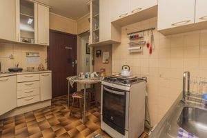 Image 11 - 298610