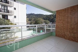 Image 9 - 298699