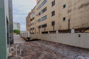 Image 31 - 298856