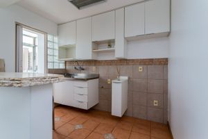 Image 13 - 298922