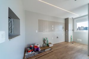 Image 8 - 299178
