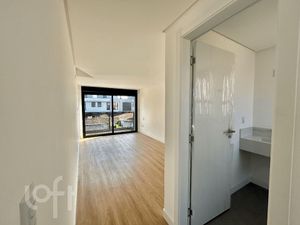 Image 4 - 299341