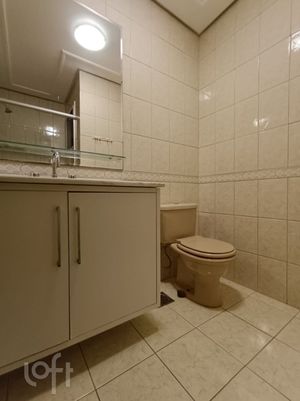 Image 15 - 299425