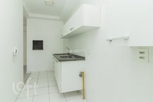 Image 5 - 299466
