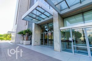Image 32 - 299467