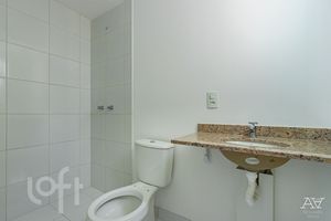 Image 15 - 299527