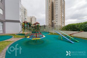 Image 40 - 299555