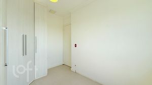 Image 18 - 299601