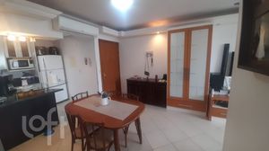 Image 21 - 299611