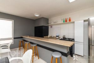 Image 19 - 299638