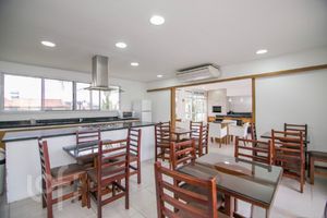 Image 33 - 299675