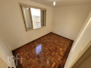 Image 19 - 299695