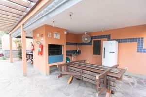 Image 27 - 299822