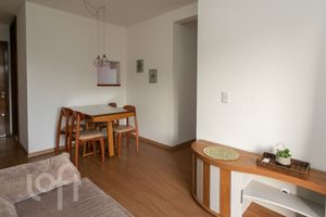 Image 3 - 299822