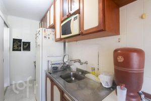 Image 3 - 299876