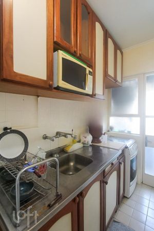 Image 6 - 299876