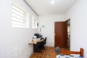 Image 35 - 299882