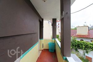Image 24 - 299882