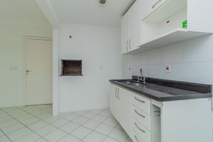 Image 15 - 300146