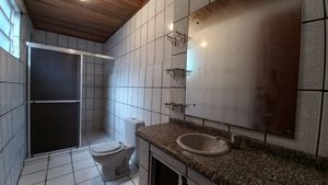Image 31 - 300153