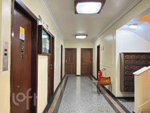Image 32 - 300187