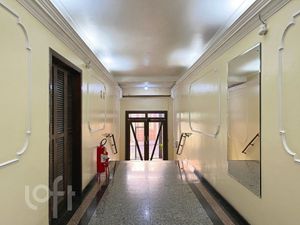 Image 34 - 300187