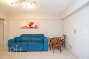 Image 3 - 300200