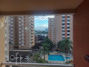 Image 4 - 300244