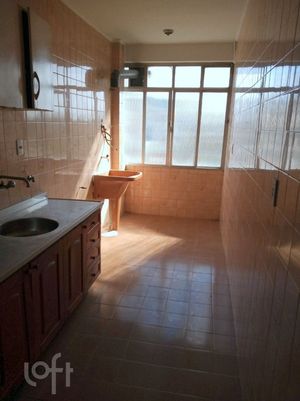 Image 3 - 300343