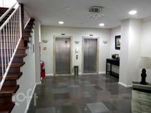 Image 1 - 300343