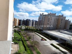 Image 29 - 300394