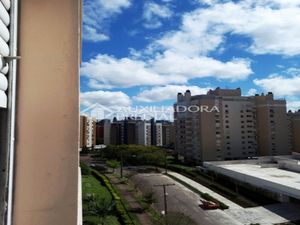 Image 30 - 300394