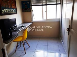 Image 3 - 300394
