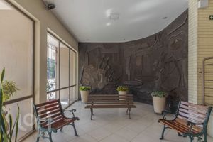 Image 22 - 300481