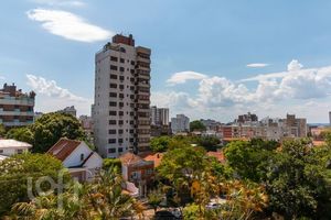 Image 15 - 300542