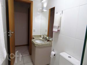 Image 11 - 300789