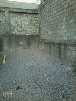 Image 6 - 300941