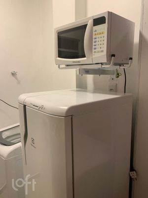 Image 11 - 301273
