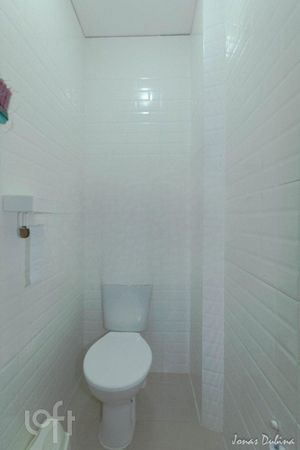 Image 19 - 301293