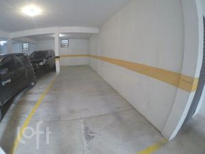 Image 33 - 301301