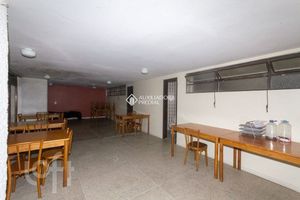 Image 24 - 301384