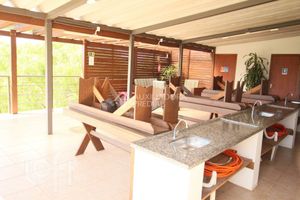 Image 9 - 301411