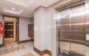 Image 29 - 301414
