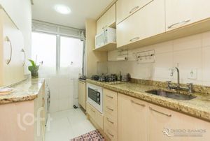 Image 10 - 301461