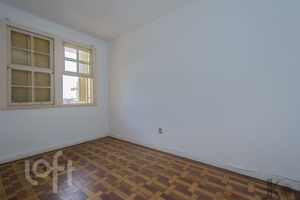 Image 8 - 301894