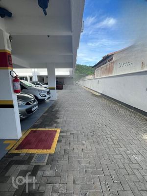 Image 14 - 302025