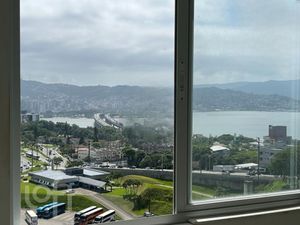 Image 11 - 302026