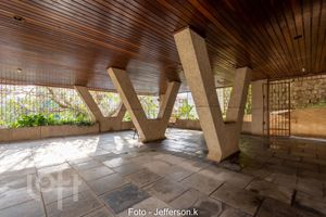 Image 23 - 302029