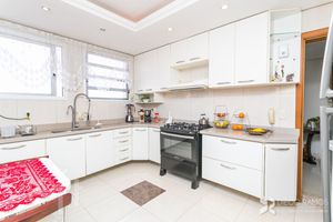 Image 37 - 302059