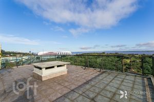 Image 35 - 302059